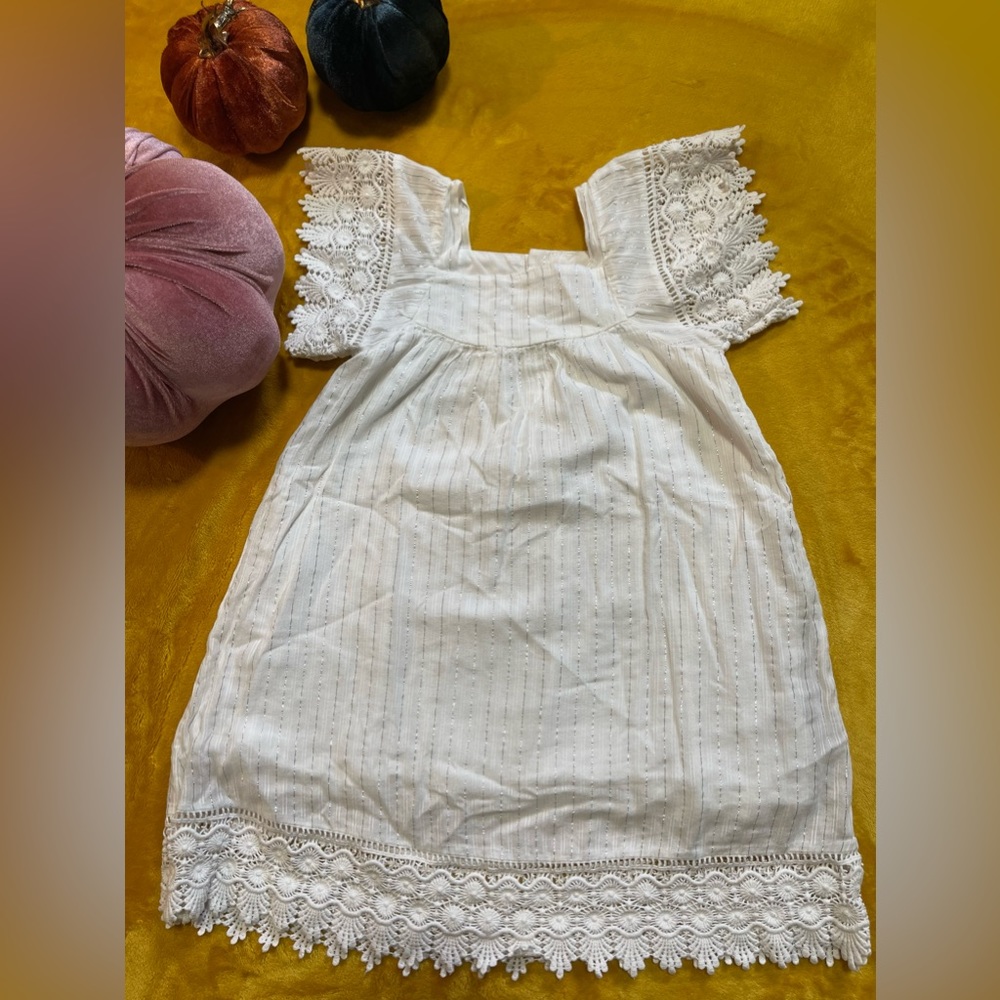 Cat & Jack Girls' Tiered Ruffle Sleeve Dress